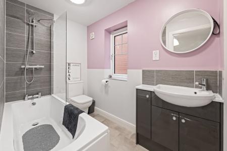 2 bedroom End of terrace house for sale in Lee Avenue, Coningsby, LN4