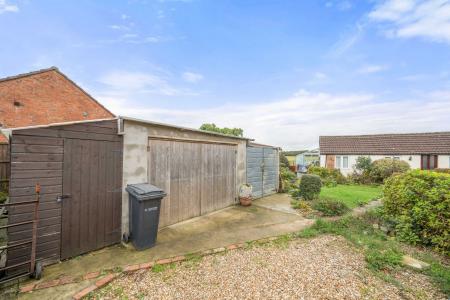 4 bedroom Detached house for sale in Fen Road, Stickford, PE22