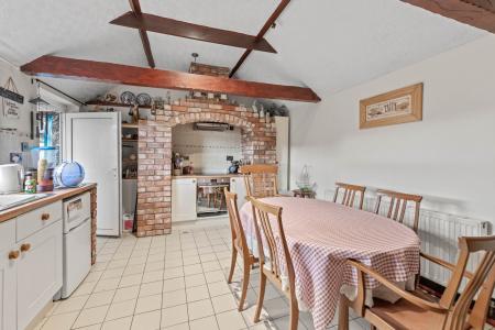 4 bedroom Detached house for sale in Fen Road, Stickford, PE22