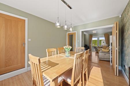 4 bedroom Detached house for sale in Station Road, Willoughby, LN13