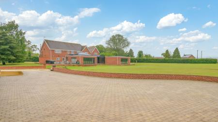 7 bedroom Detached house for sale in Fenside Road, Toynton St. Peter, PE23