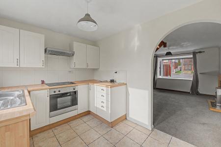 2 bedroom Semi-detached house for sale in College Park, Horncastle, LN9