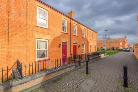 3 bedroom Terraced House for sale in Pooles Lane, Spilsby, PE23