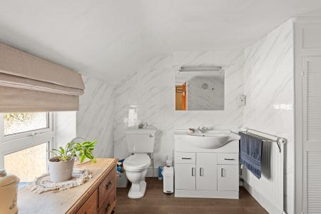 3 bedroom Detached house for sale in Watery Lane, Mareham-Le-Fen, PE22