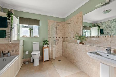 3 bedroom Detached bungalow for sale in Main Road, Keal Cotes, PE23