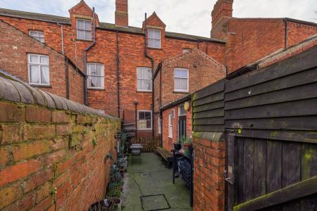 6 bedroom Terraced House for sale in West End, Spilsby, PE23