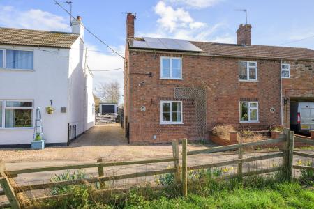 2 bedroom Semi-detached house for sale in Chapel Lane, Baumber, LN9