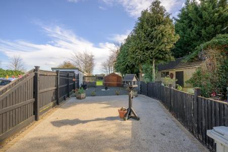 2 bedroom Semi-detached house for sale in Chapel Lane, Baumber, LN9