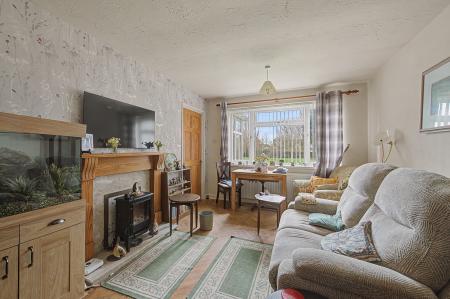 3 bedroom Detached bungalow for sale in Station Road, Firsby, PE23