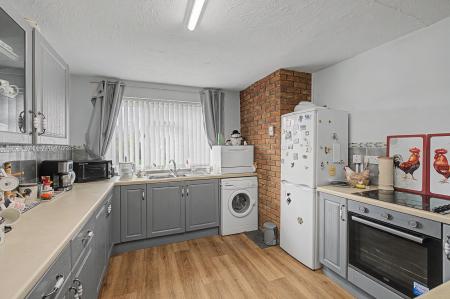 3 bedroom Detached bungalow for sale in Station Road, Firsby, PE23