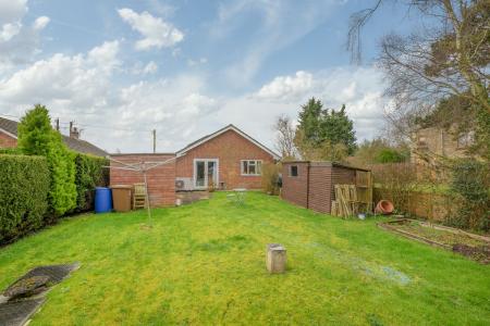 3 bedroom Detached bungalow for sale in Station Road, Firsby, PE23