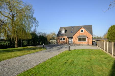3 bedroom Detached house for sale in Sandy Lane, Great Steeping, PE23