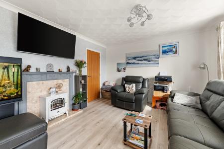 1 bedroom Detached bungalow for sale in Robinson Avenue, Alford, LN13