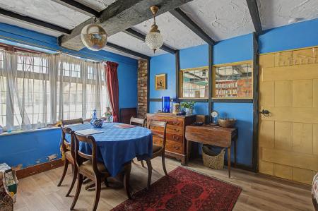 4 bedroom Detached house for sale in Main Road, Willoughby, LN13