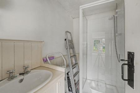 4 bedroom Detached house for sale in Main Road, Willoughby, LN13