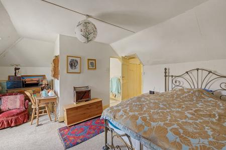 4 bedroom Detached house for sale in Main Road, Willoughby, LN13