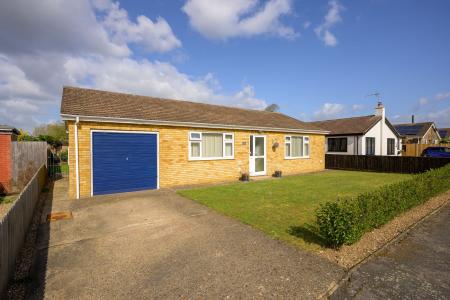 2 bedroom Detached bungalow for sale in Marmion Road, Coningsby, LN4