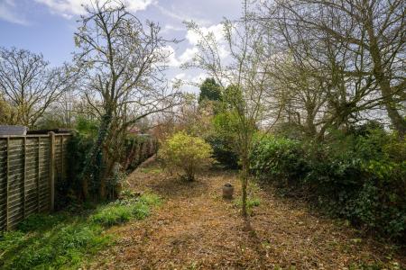 2 bedroom Semi-detached house for sale in Main Road, East Kirkby, PE23