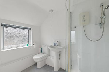 2 bedroom Semi-detached house for sale in Main Road, East Kirkby, PE23