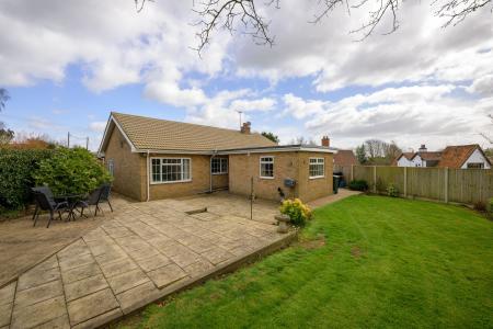 4 bedroom Detached bungalow for sale in Bond Hays Lane, Hagworthingham, PE23