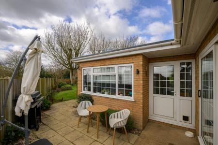 4 bedroom Detached bungalow for sale in Bond Hays Lane, Hagworthingham, PE23