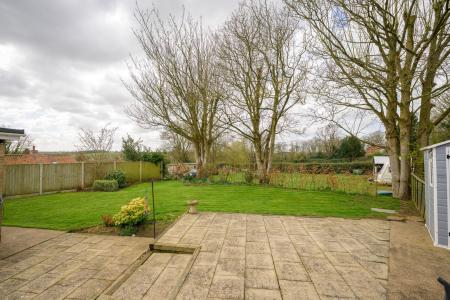 4 bedroom Detached bungalow for sale in Bond Hays Lane, Hagworthingham, PE23