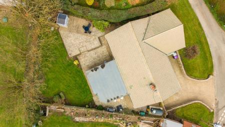 4 bedroom Detached bungalow for sale in Bond Hays Lane, Hagworthingham, PE23