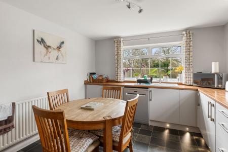 4 bedroom Detached bungalow for sale in Bond Hays Lane, Hagworthingham, PE23