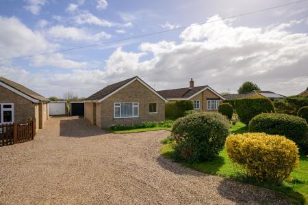 2 bedroom Detached bungalow for sale in Cul De Sac, Stickford, PE22