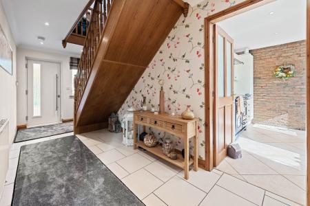 6 bedroom Detached house for sale in Cul De Sac, Stickford, PE22