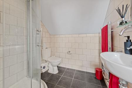 6 bedroom Detached house for sale in Cul De Sac, Stickford, PE22