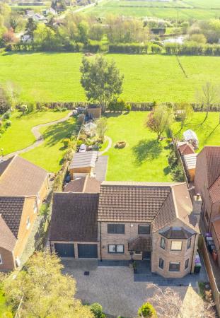 6 bedroom Detached house for sale in Cul De Sac, Stickford, PE22