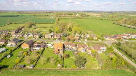 6 bedroom Detached house for sale in Cul De Sac, Stickford, PE22