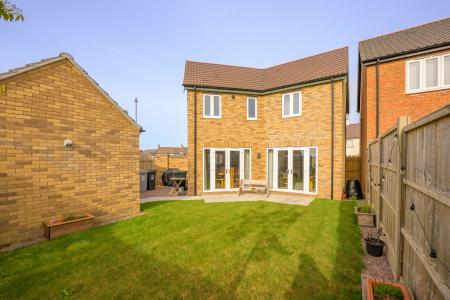 3 bedroom Detached house for sale in Lee Avenue, Coningsby, LN4