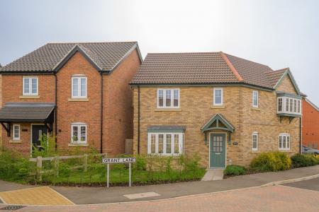 3 bedroom Detached house for sale in Lee Avenue, Coningsby, LN4