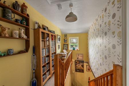 2 bedroom Terraced House for sale in Roughton Road, Kirkby-On-Bain, LN10