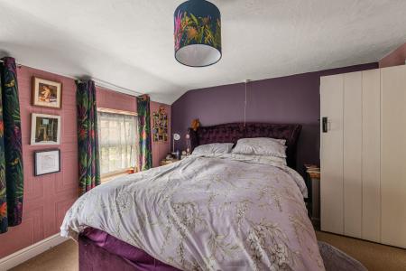 2 bedroom Terraced House for sale in Roughton Road, Kirkby-On-Bain, LN10