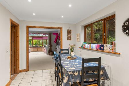 3 bedroom Detached house for sale in New End, Hemingby, LN9