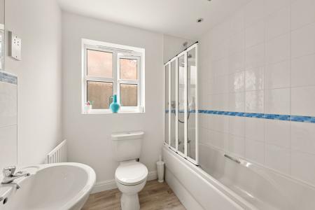 2 bedroom Detached bungalow for sale in Baggaley Drive, Horncastle, LN9