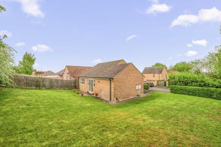 2 bedroom Detached bungalow for sale in Baggaley Drive, Horncastle, LN9