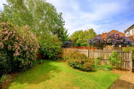 3 bedroom Semi-detached house for sale in College Park, Horncastle, LN9