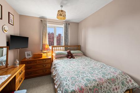 3 bedroom Semi-detached house for sale in College Park, Horncastle, LN9
