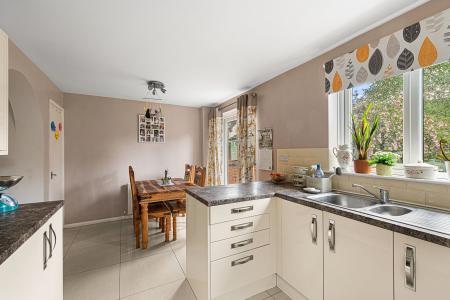 3 bedroom Semi-detached house for sale in College Park, Horncastle, LN9