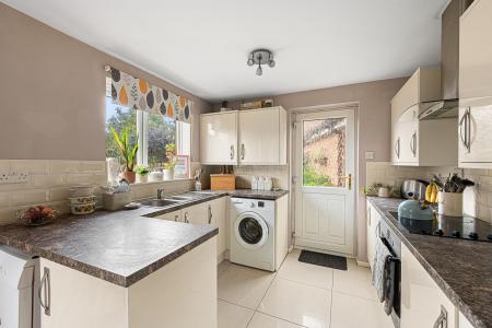 3 bedroom Semi-detached house for sale in College Park, Horncastle, LN9