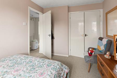 3 bedroom Semi-detached house for sale in College Park, Horncastle, LN9