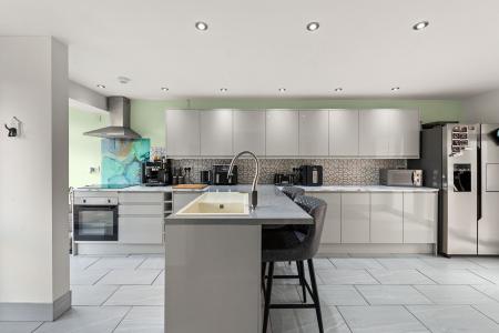 4 bedroom Terraced House for sale in Newtown, Spilsby, PE23