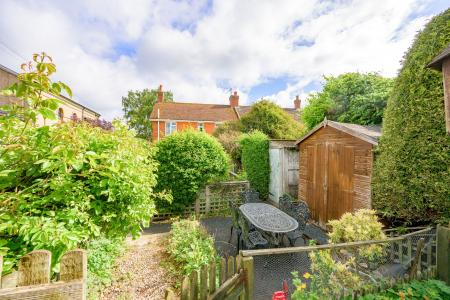 3 bedroom Semi-detached house for sale in Hundleby Road, Spilsby, PE23