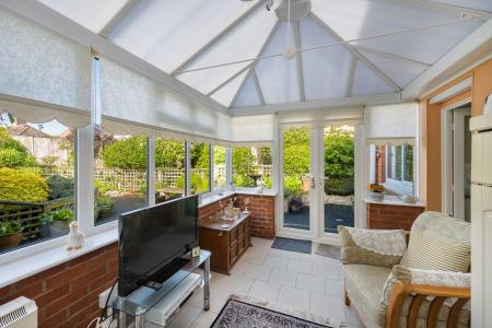 3 bedroom Semi-detached house for sale in Hundleby Road, Spilsby, PE23