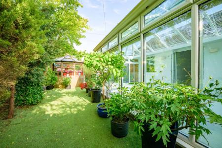 2 bedroom Semi-detached bungalow for sale in Woodlands Avenue, Spilsby, PE23