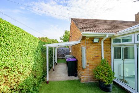 2 bedroom Semi-detached bungalow for sale in Woodlands Avenue, Spilsby, PE23